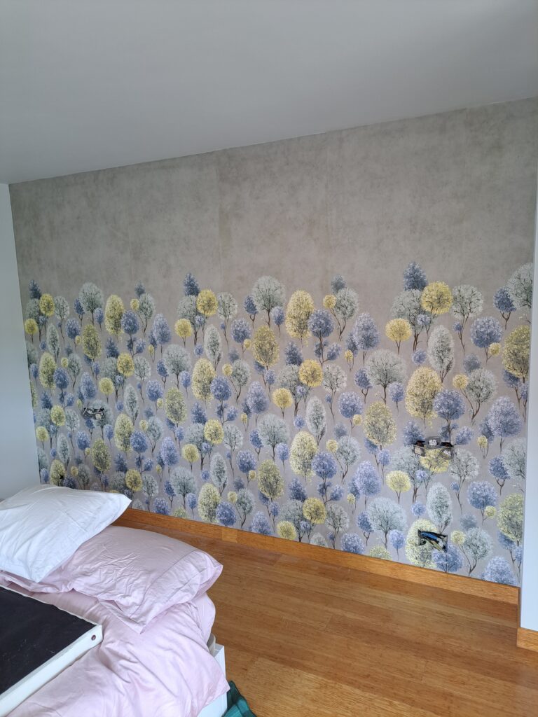 Papel pintado decorativo pared dormitorio